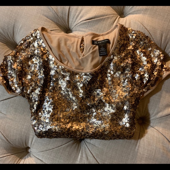 💥NEW💥 INC SEQUINED TOP - Picture 2 of 2